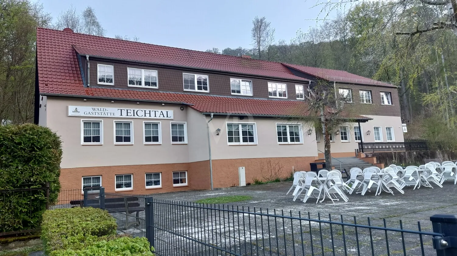 Ansicht mit Freiterrasse