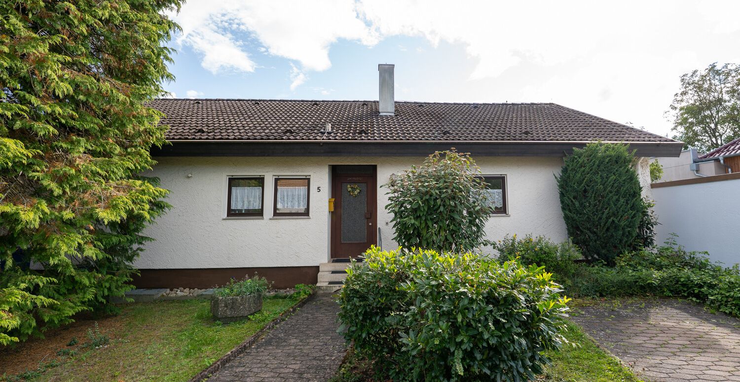 Straßenansicht