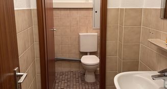 von_poll_real_estate_property_25449019_image_8