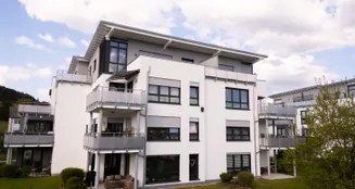 von_poll_real_estate_property_25449010_image_0