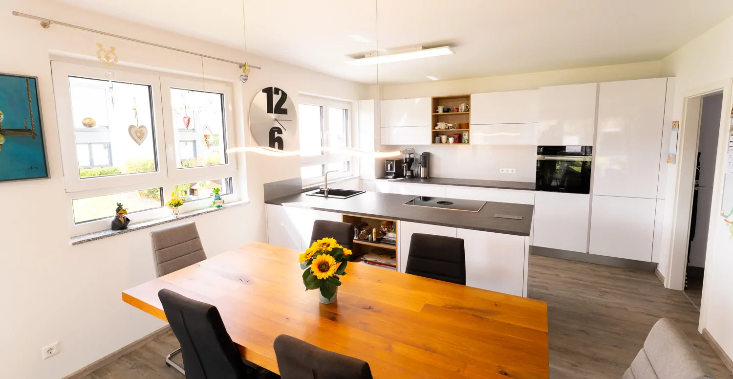 Küche und Essplatz