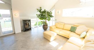 von_poll_real_estate_property_25449016_image_2