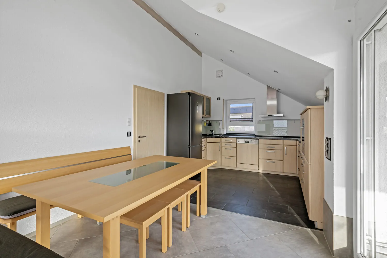 Essbereich und Küche