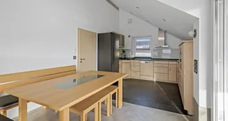 von_poll_real_estate_property_25449016_image_5