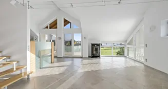 von_poll_real_estate_property_25449016_image_1