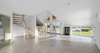 von_poll_real_estate_property_25449016_image_0