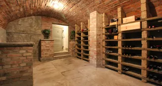 von_poll_real_estate_property_24296016BL_image_37