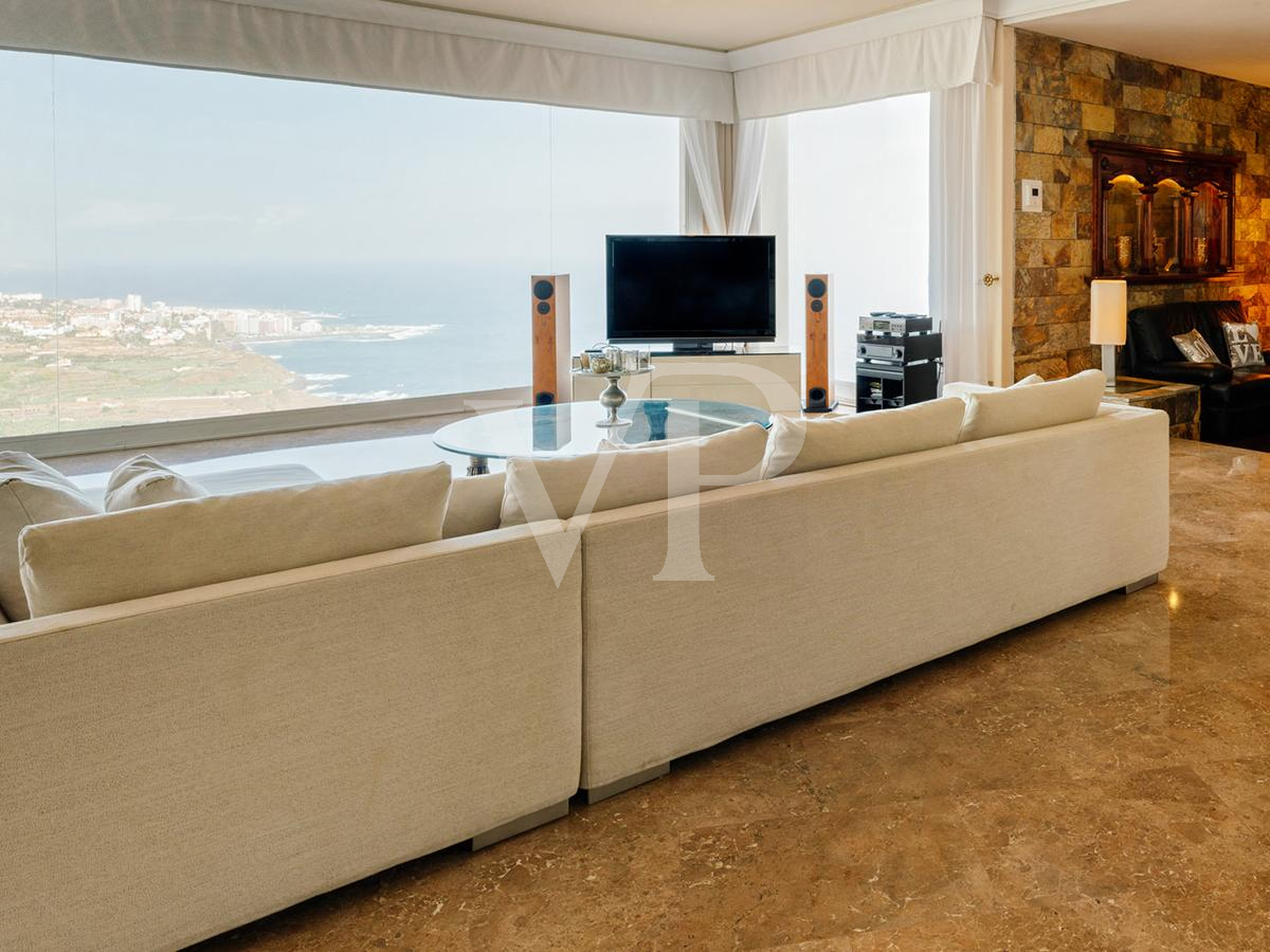 Living area with view