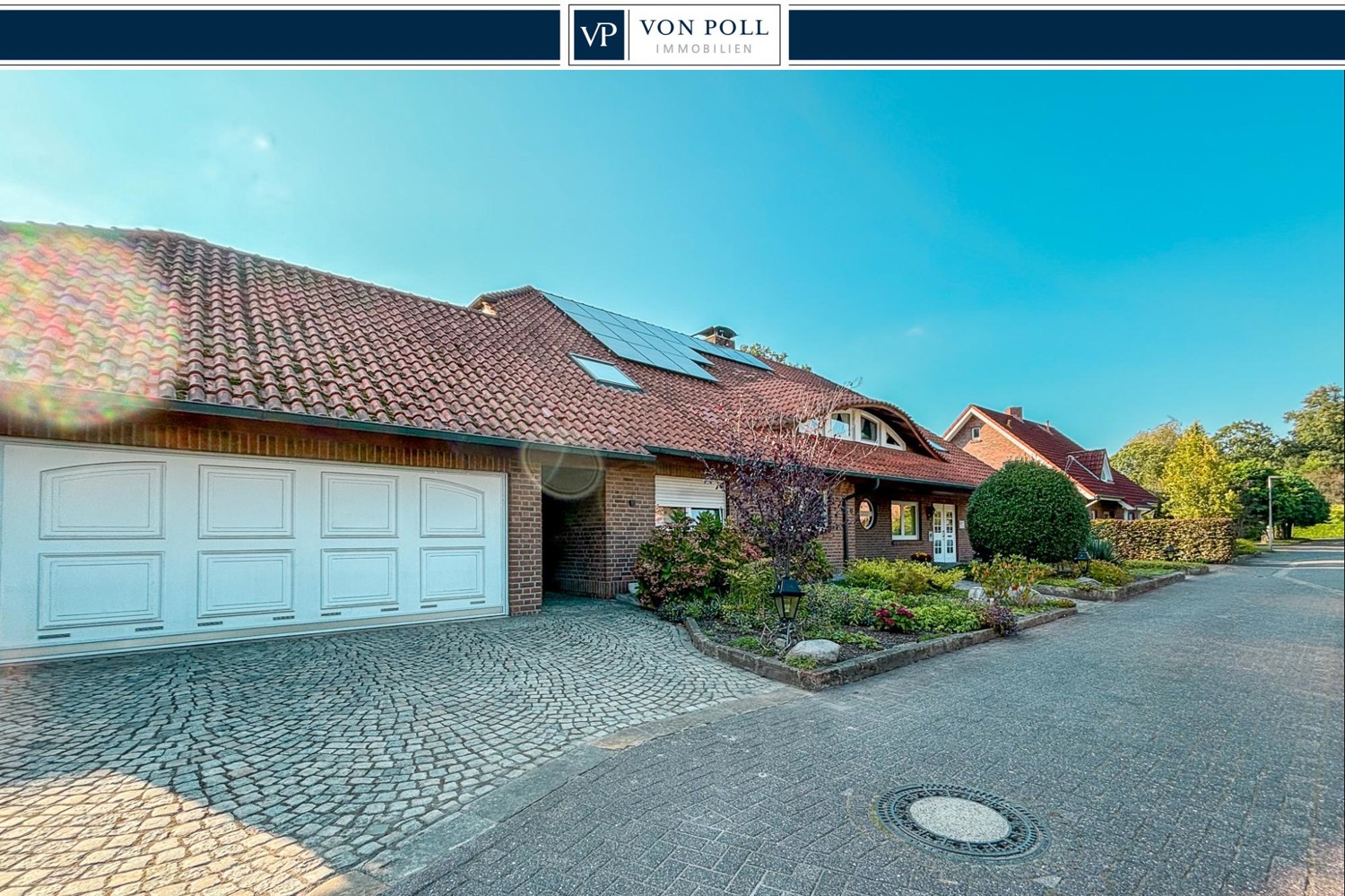 Charmantes Landhaus mit großzügiger Ferienwohnung und weitläufigem Garten