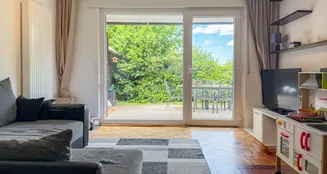 von_poll_real_estate_property_25242026_image_6