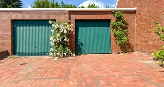 von_poll_real_estate_property_25242026_image_3