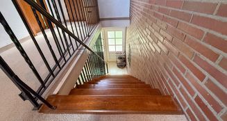 von_poll_real_estate_property_25242026_image_6