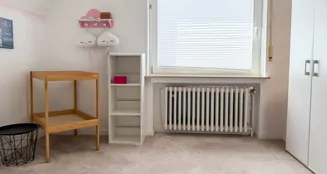 von_poll_real_estate_property_25242026_image_14