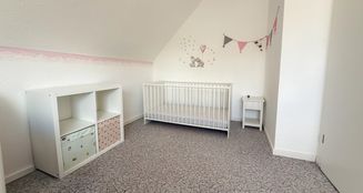 von_poll_real_estate_property_25242026_image_13