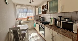 von_poll_real_estate_property_25242022_image_12