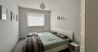 von_poll_real_estate_property_25242022_image_4