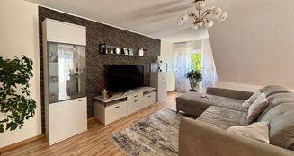 von_poll_real_estate_property_25242022_image_10