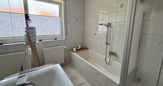 von_poll_real_estate_property_25242022_image_2