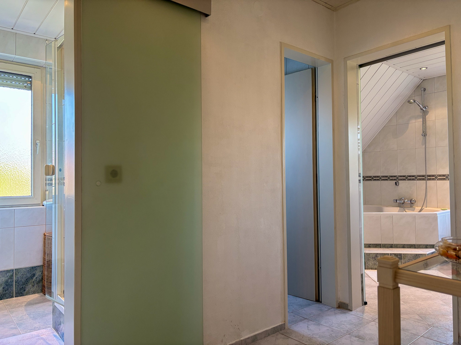 Vorraum Badezimmer