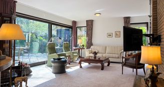 von_poll_real_estate_property_25242017_image_7
