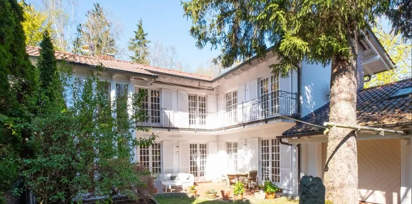 von Poll Immobilien GmbH