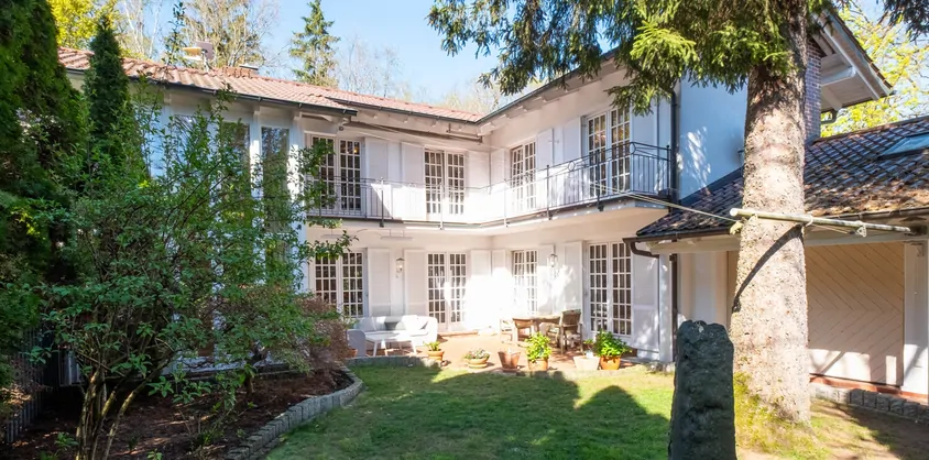 von Poll Immobilien GmbH