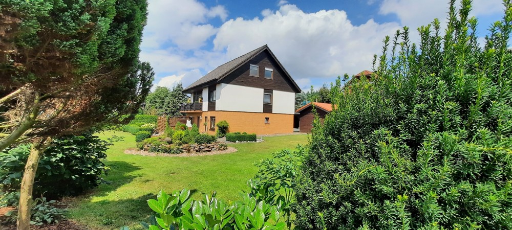 Blick aus dem Garten