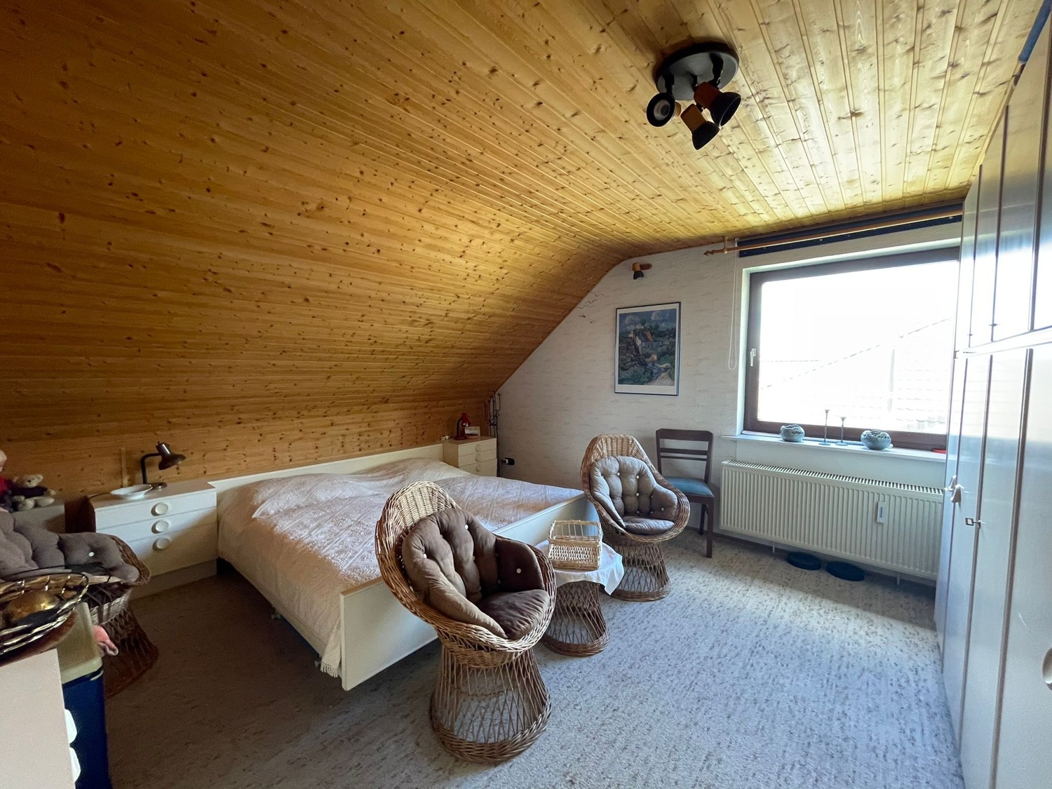 Schlafzimmer DG