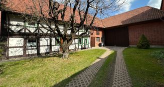 von_poll_real_estate_property_25448009_image_2