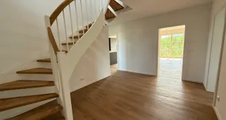 von_poll_real_estate_property_25448015_image_6