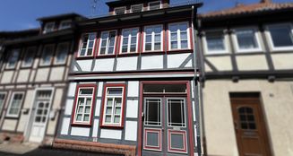 von_poll_real_estate_property_25448018_image_1