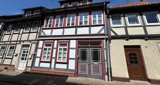 von_poll_real_estate_property_25448018_image_2