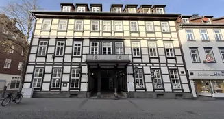 von_poll_real_estate_property_25448029_image_4