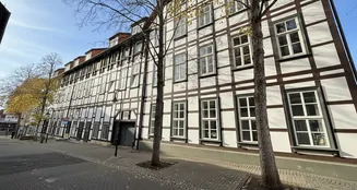 von_poll_real_estate_property_25448029_image_3