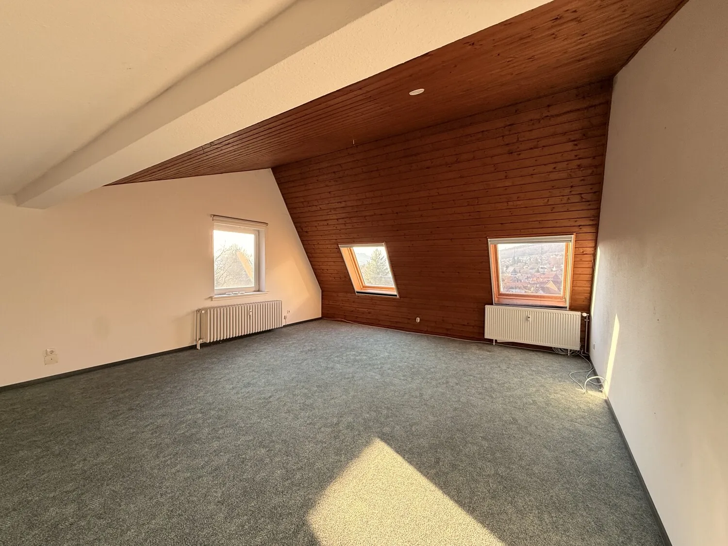 Dachgeschoss-Wohnung