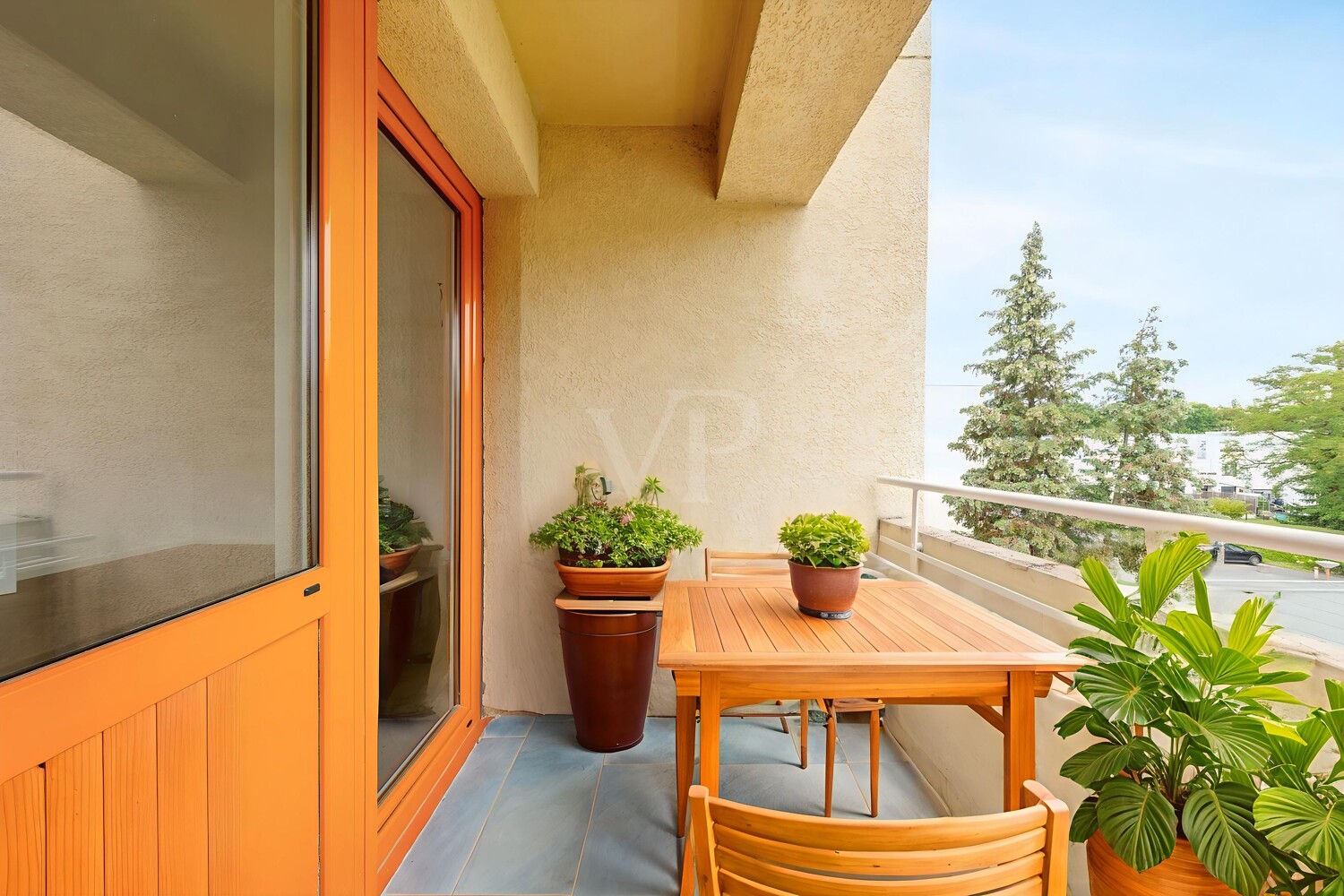 Balkon möbliert