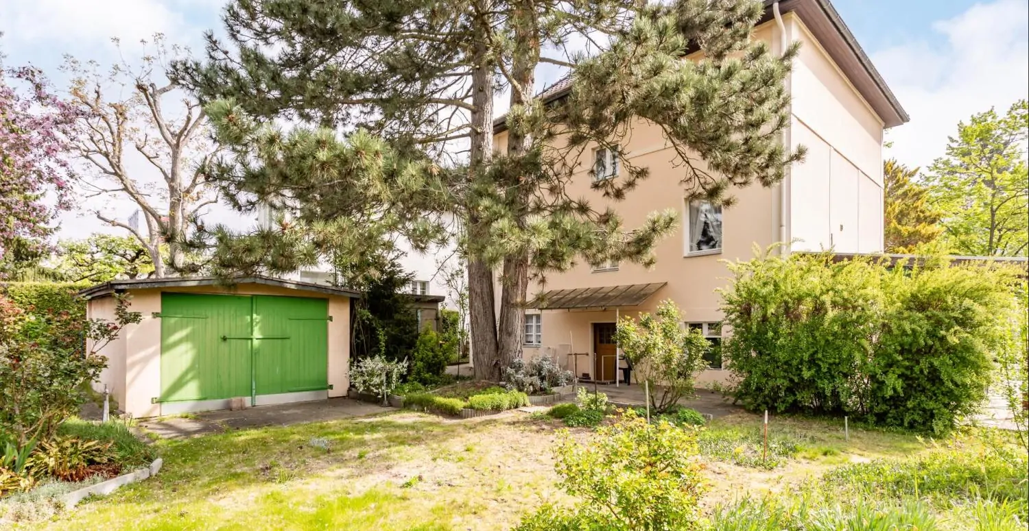 Diamant wartet auf neuen Anschliff in familienfreundlichem Wohngebiet in Berlin-Lichtenrade mit traumhaften Aussichten zur Selbstverwirklichung