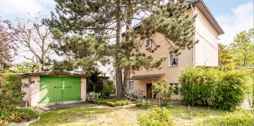 von Poll Immobilien GmbH