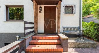 von_poll_real_estate_property_25115017_image_2