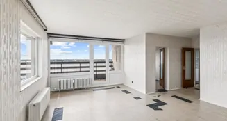 von_poll_real_estate_property_25115022_image_0