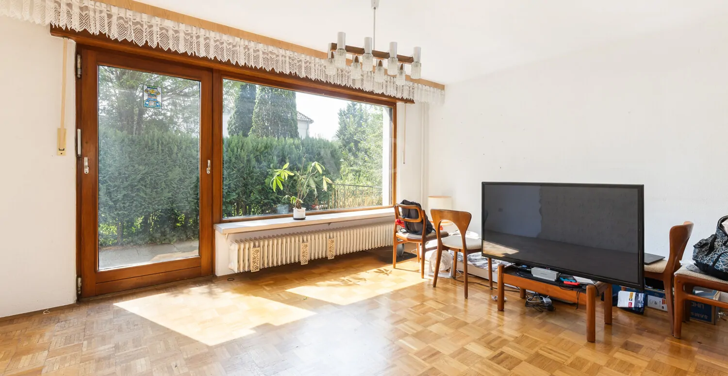 Wohnzimmer mit Terrasse