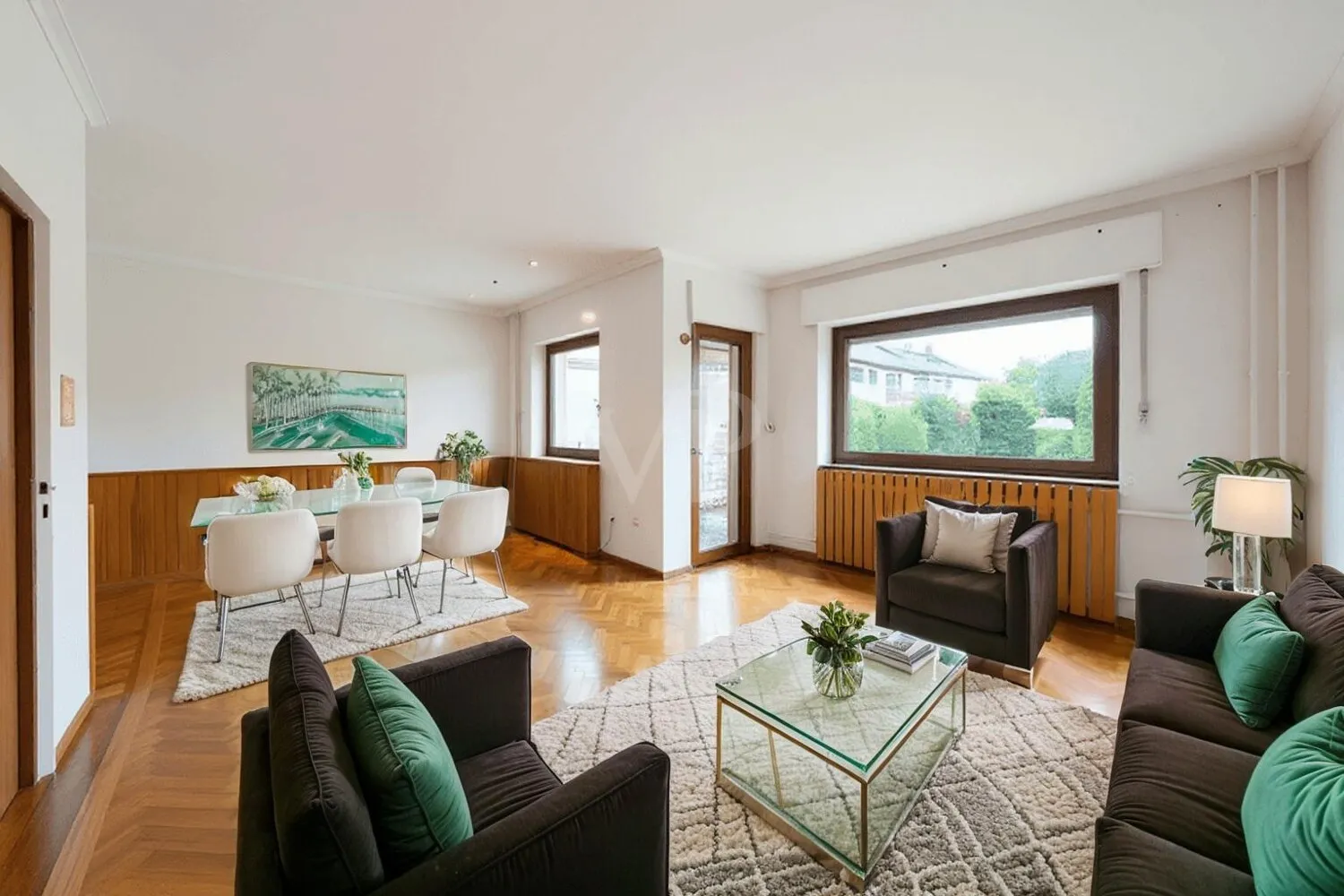 Einrichtungsbeispiel Wohn-& Esszimmer