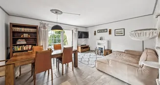 von_poll_real_estate_property_25115025_image_4