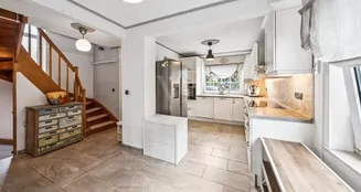 von_poll_real_estate_property_25115025_image_3