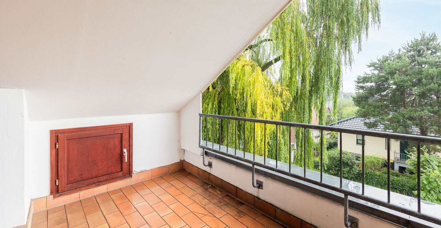 West-Loggia