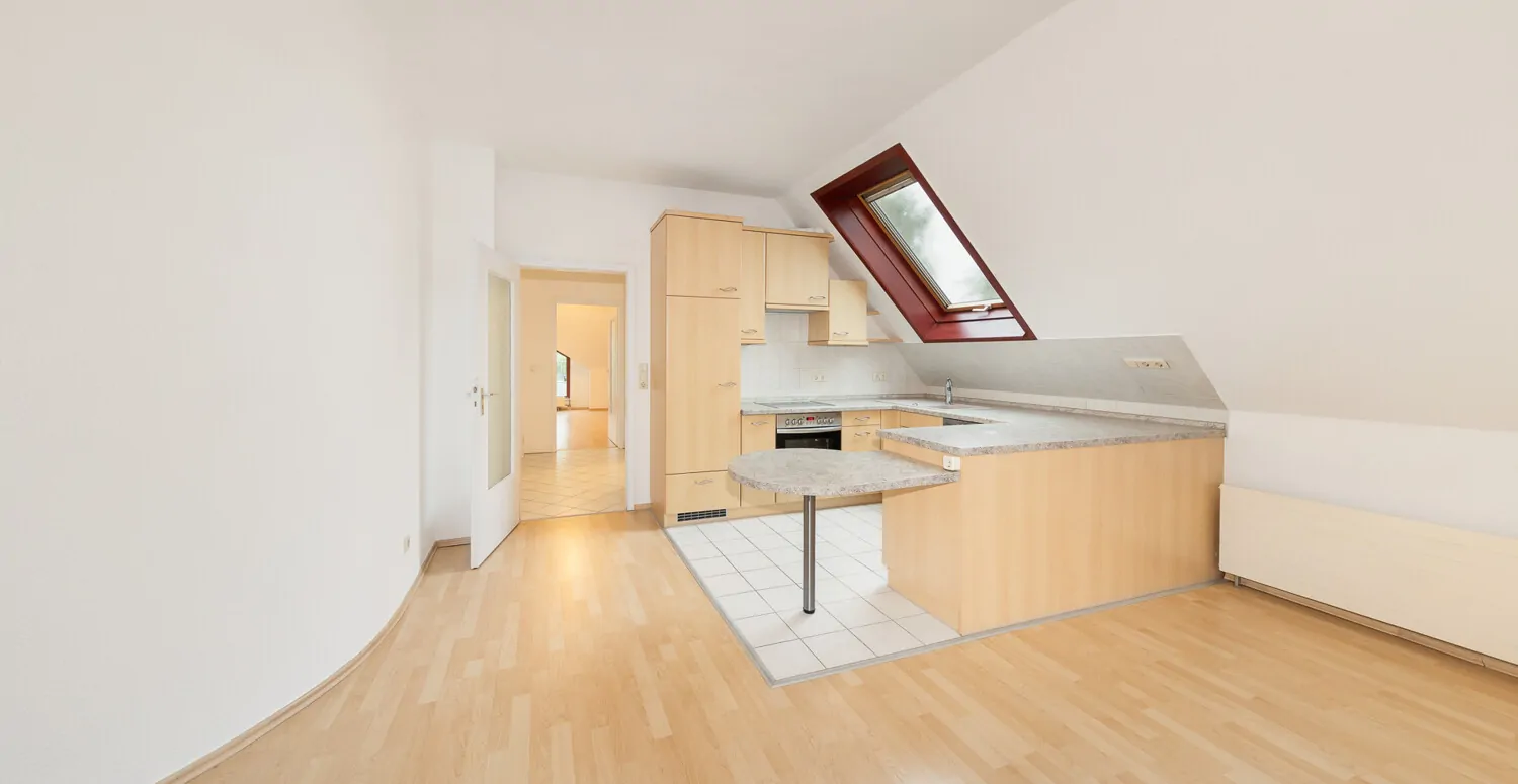 Wohnzimmer mit Küche