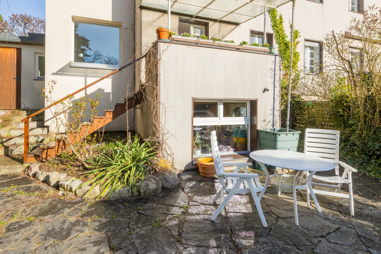 Terrasse und Balkon