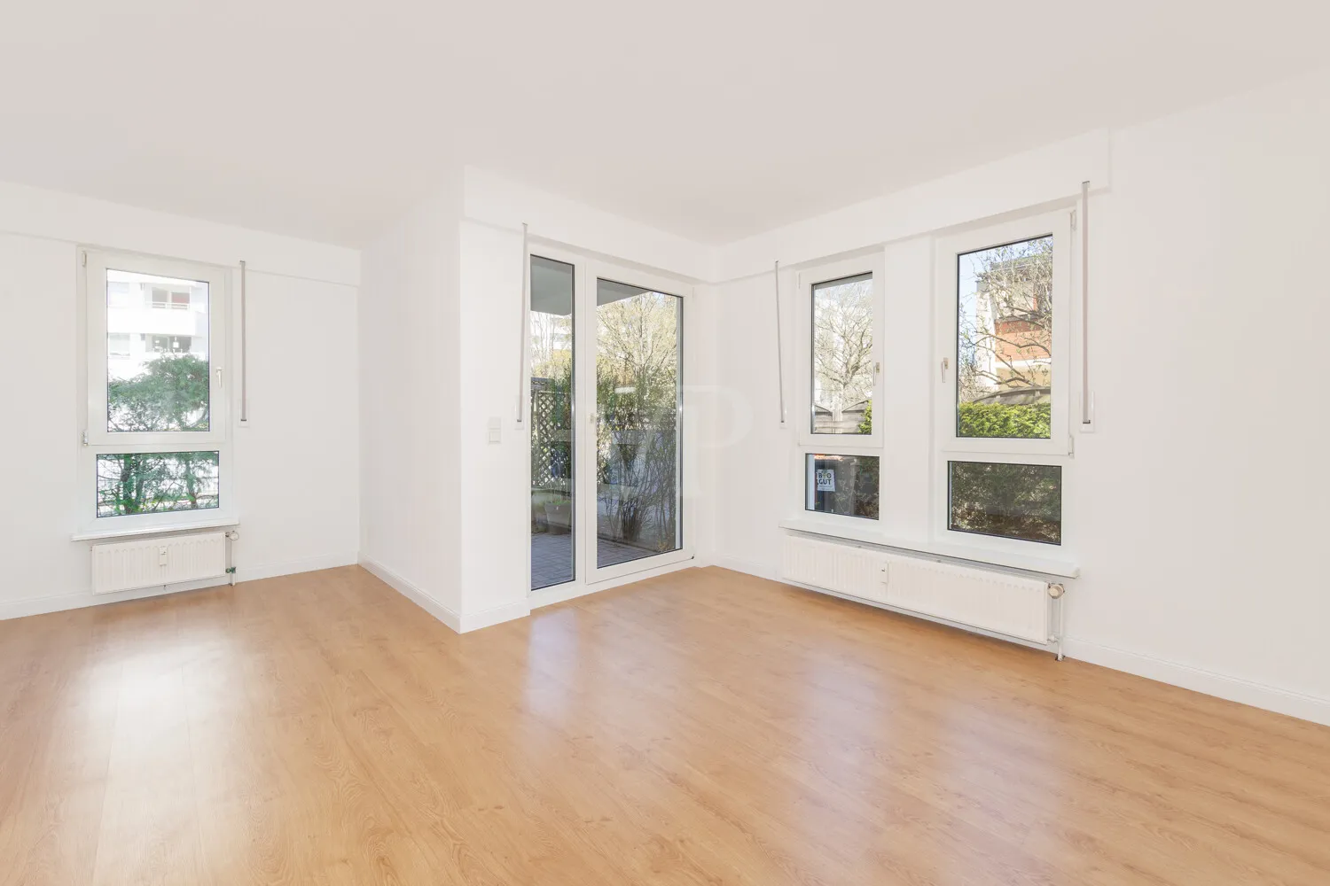 Zimmer 4 mit Zugang zur Terrasse