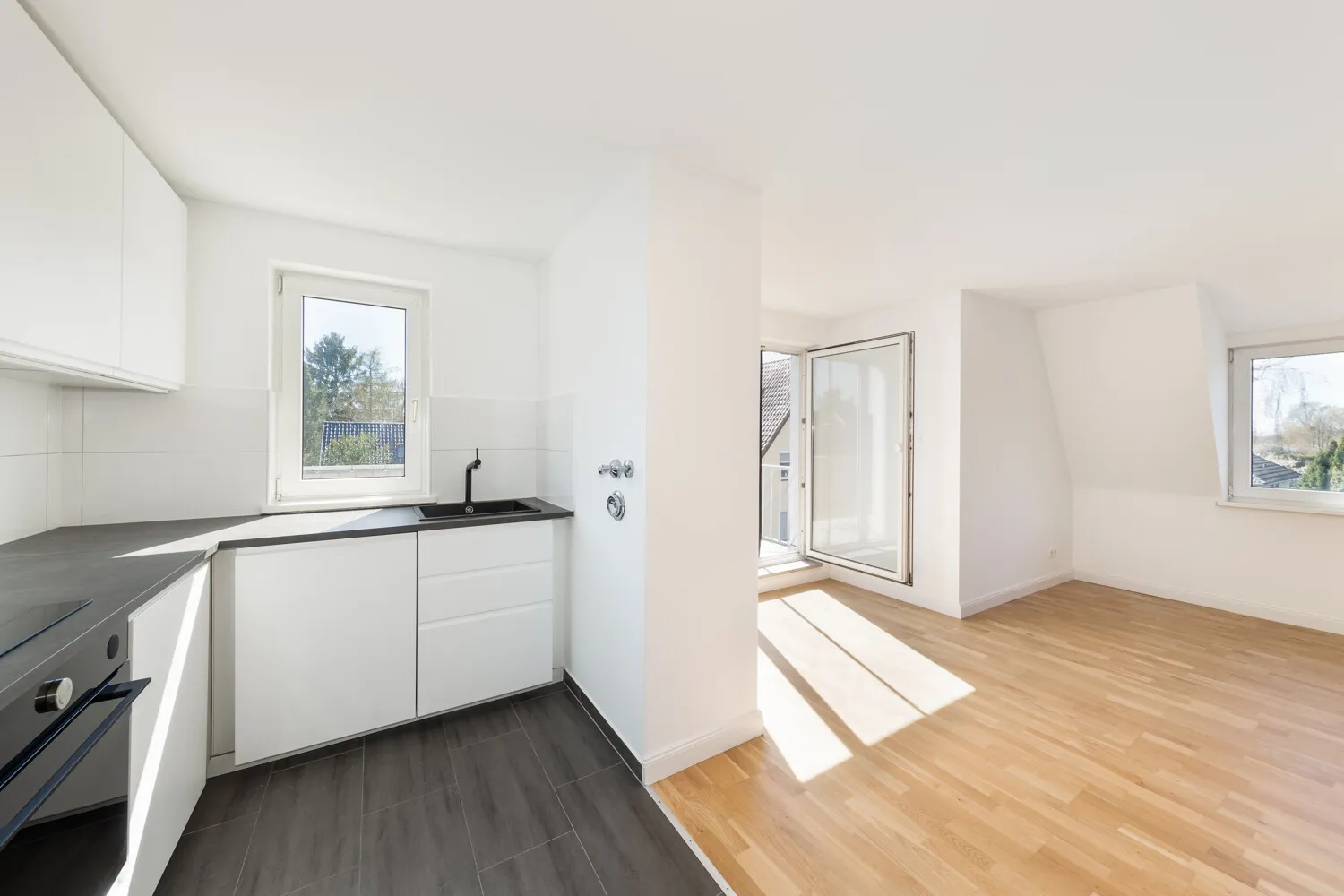 Offene Küche zum Wohnbereich/Zimmer 2