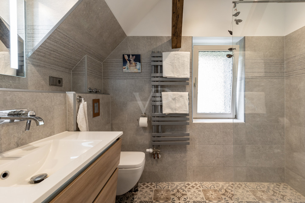 Duschbad neu